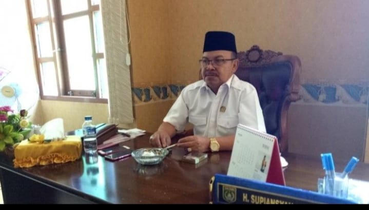 Terkesan Bela Rooswandi, Ketua DPRD Tanah Bumbu Kirim Surat ke Kemendagri Salahi Aturan