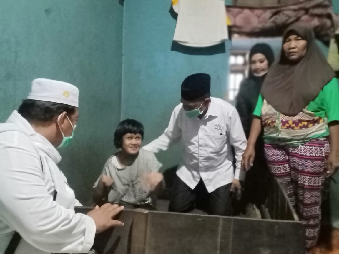 Jenguk Ismiyati, Muhammad Rusli Didoakan Menangi Pilkada