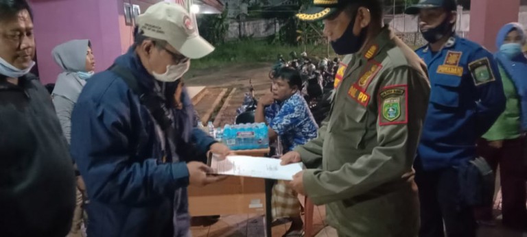 Pemkab Tanbu Salurkan Bantuan Untuk Korban Bencana Banjir di Tanah Laut