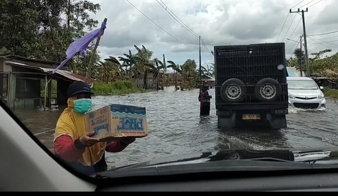 Liang Anggang dan Bati-Bati Masih Banjir