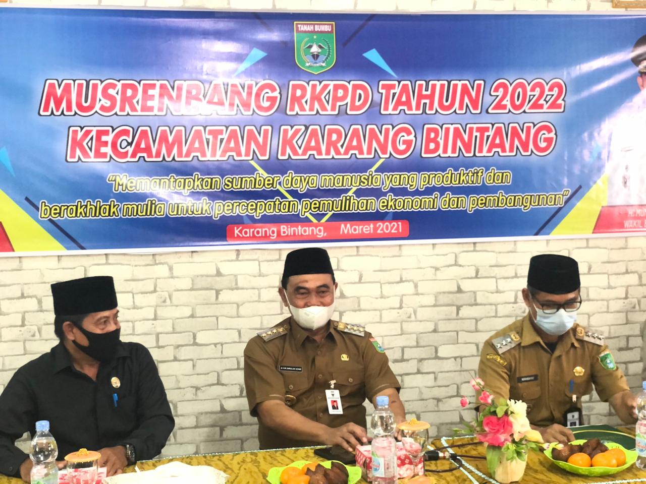 Pada Musrenbang di Karang Bintang dan Mentewe, Zairullah Minta Camat dan Kades Tinggal di Rumah Dinas
