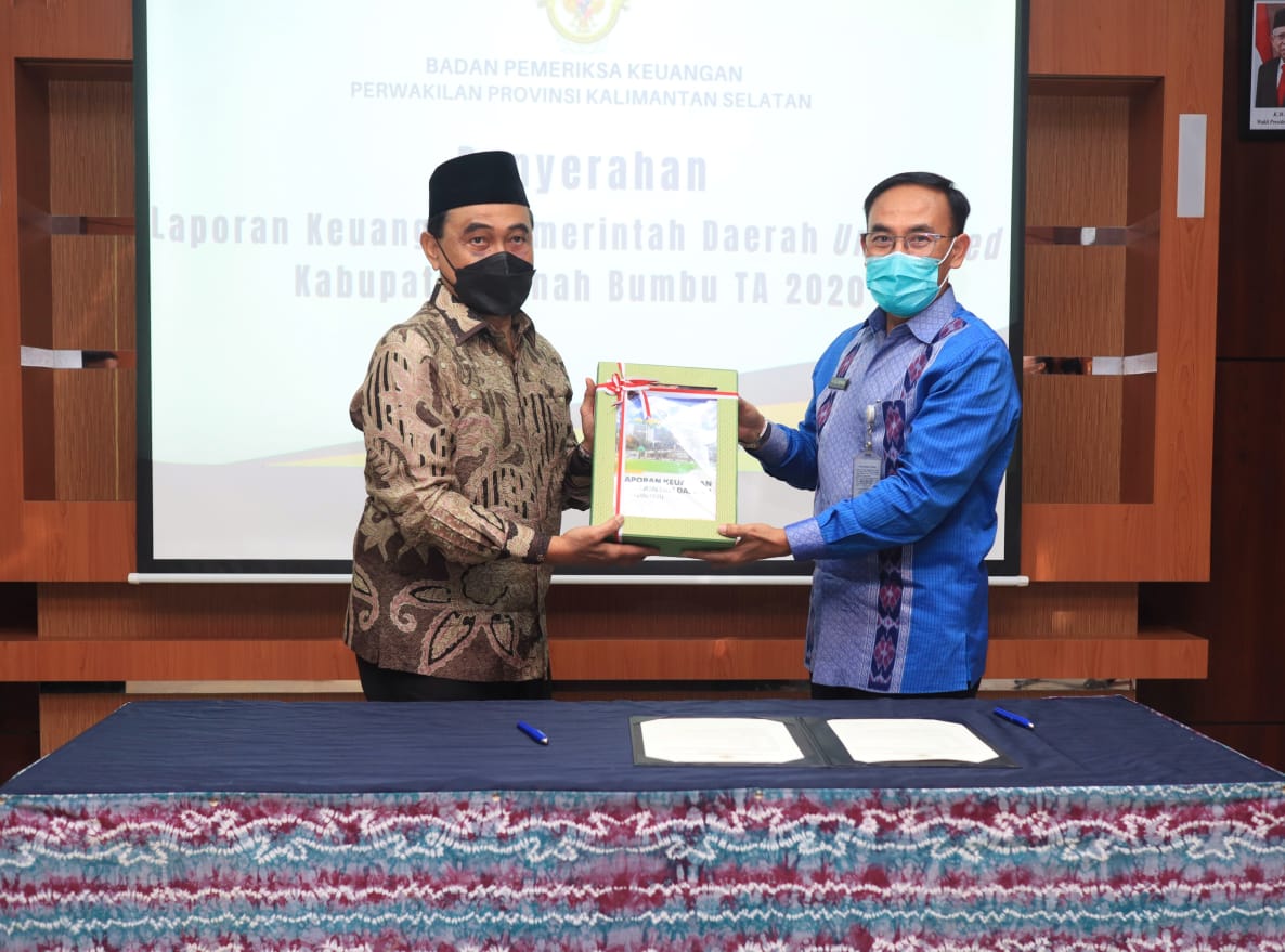 Zairullah Serahkan LKPD 2020 kepada BPK Perwakilan Kalimantan Selatan