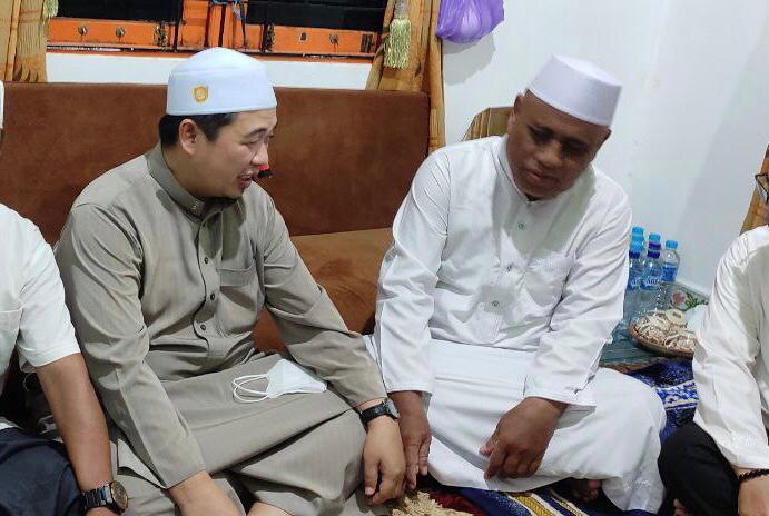 H. Ibnu Sina Hadiri Haul Guru Zuhdi