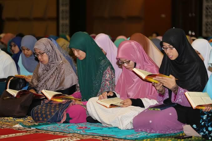 Duhai Muslimah, Raihlah Panen Raya Pahala Ramadhan dengan Cara Ini