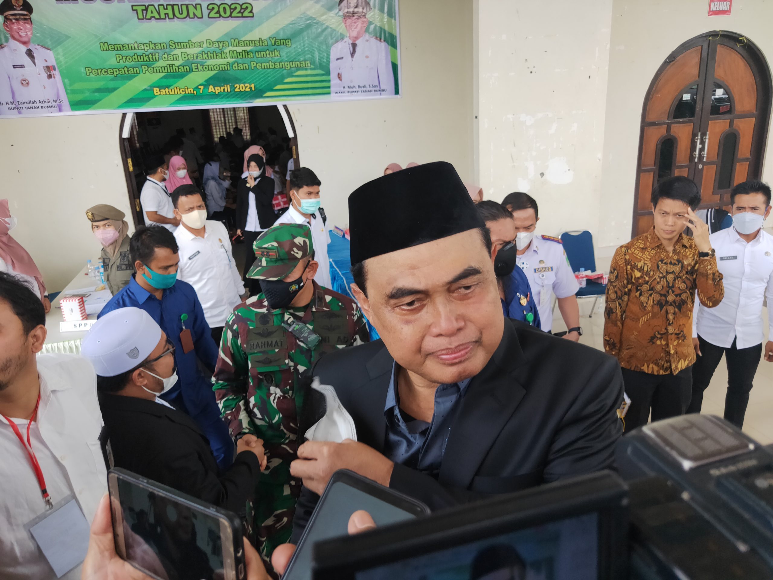 Tidak Ngantor Saat Disidak, Zairullah Copot Plt Kadisdik dan Kebudayaan Tanah Bumbu