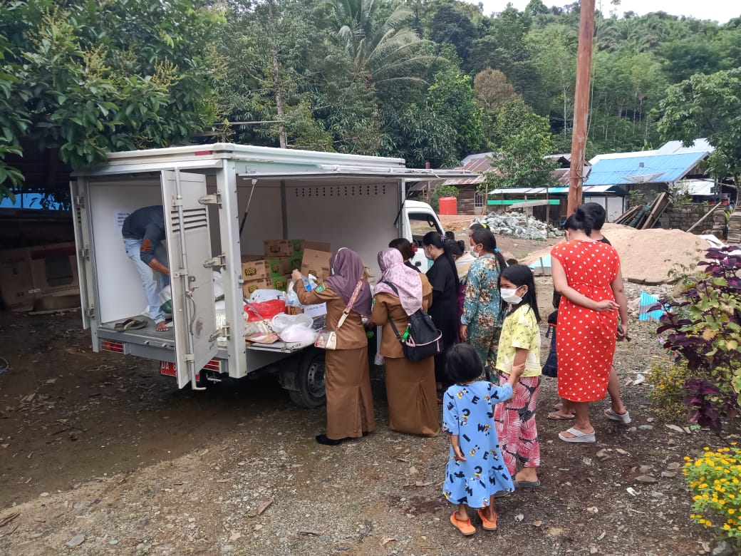 Pemkab Tanbu Bantu Warga Perbatasan Dapatkan Bahan Pokok Harga Terjangkau