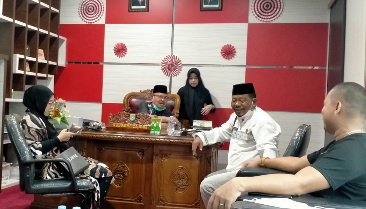 Plt Kadis PUPR, Sowan ke Ketua DPRD Tanah Bumbu
