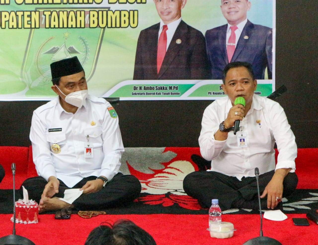 Bupati Inginkan Aparatur Desa Terus Tingkatkan Jenjang Pendidikan