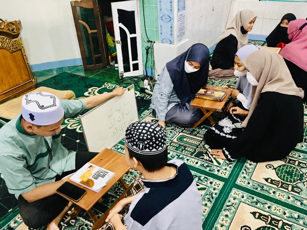 Dengan Ilmu Tajwid Bacaan Alquran Terdengar Indah, Sempurna