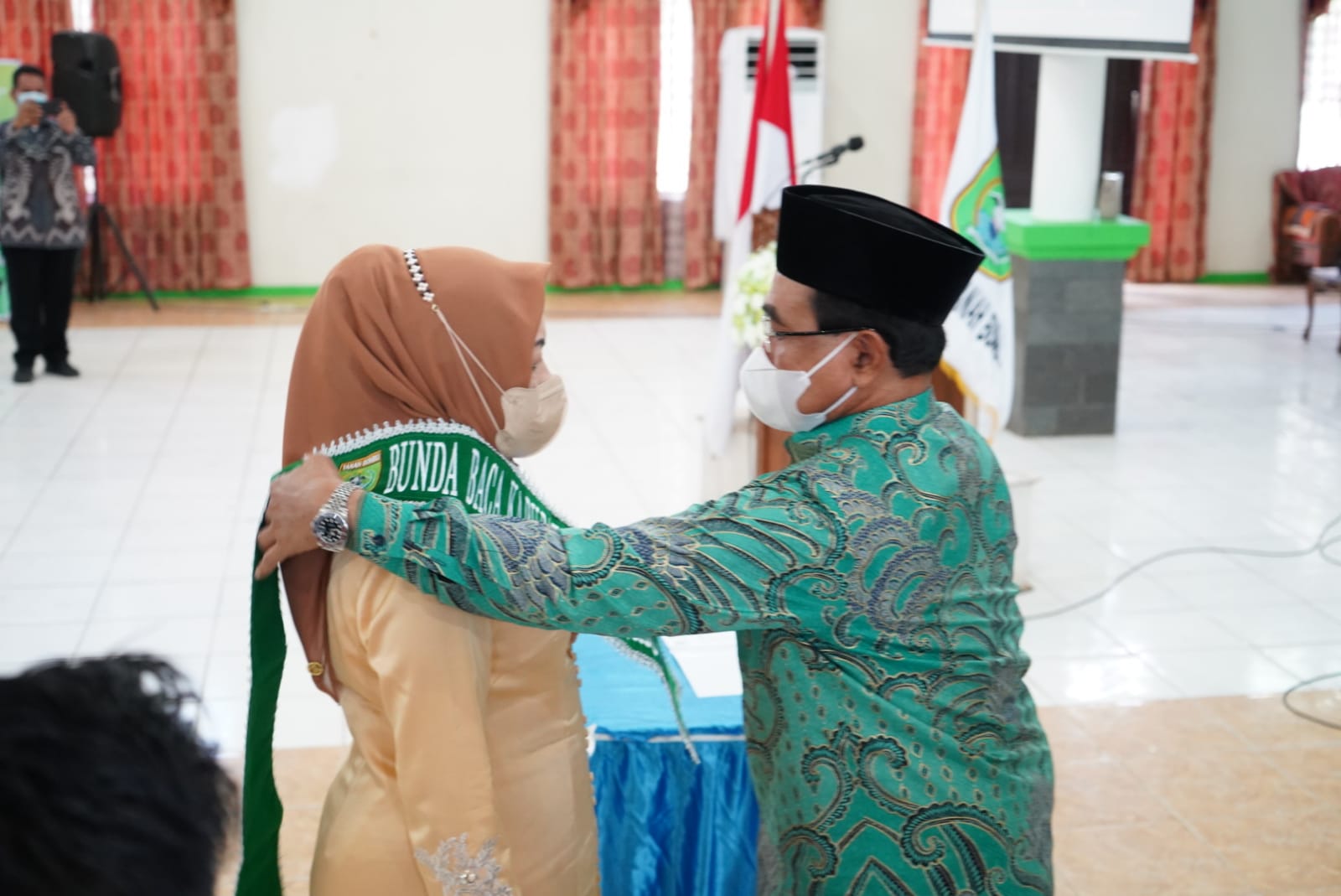 Zairullah Kukuhkan Wahyu Windarti Sebagai Bunda Baca Tanah Bumbu