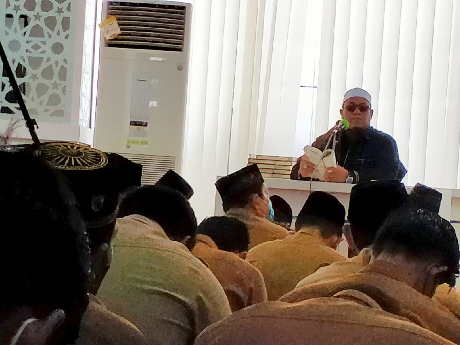 Ustadz Hidayatullah : Ridho Ibu, Bisa Membawa Orang ke Neraka atau Surga