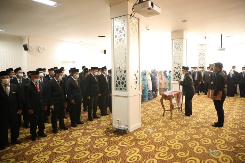 Pengawas dan Kepala Sekolah yang Dilantik Diminta Jaga Amanah