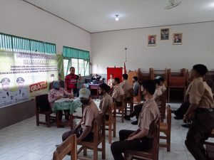 Pelajar SMAS Kodeco Lakukan Perekaman E-KTP