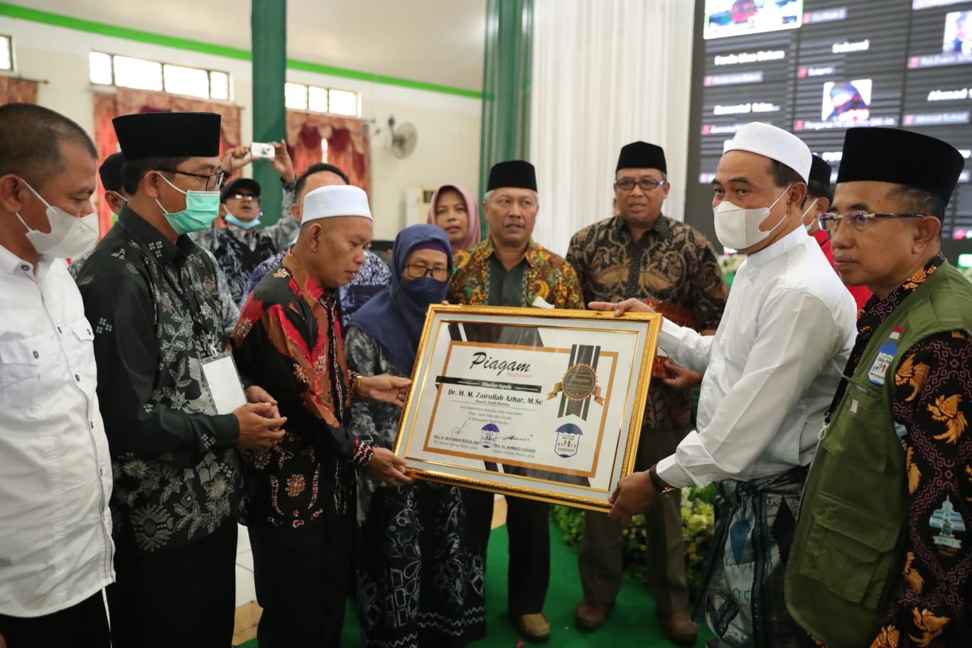 Rapimnas 2 LKSA se-Indonesia, Zairullah Terima Penghargaan Tokoh Inspiratif Peduli Anak Yatim Piatu dan Dhuafa