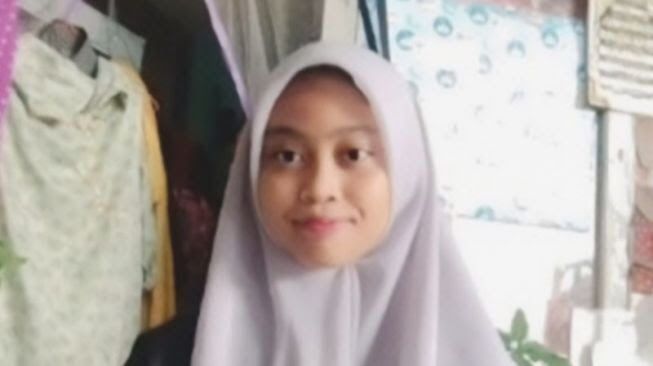 Maziyah di Usia 15 Tahun Jadi Mahasiswi Unpad Termuda