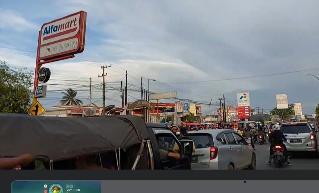 Diperkirakan Lia Masih Hidup di Reruntuhan Alfamart, Hingga Malam Satu Oksigen Habis