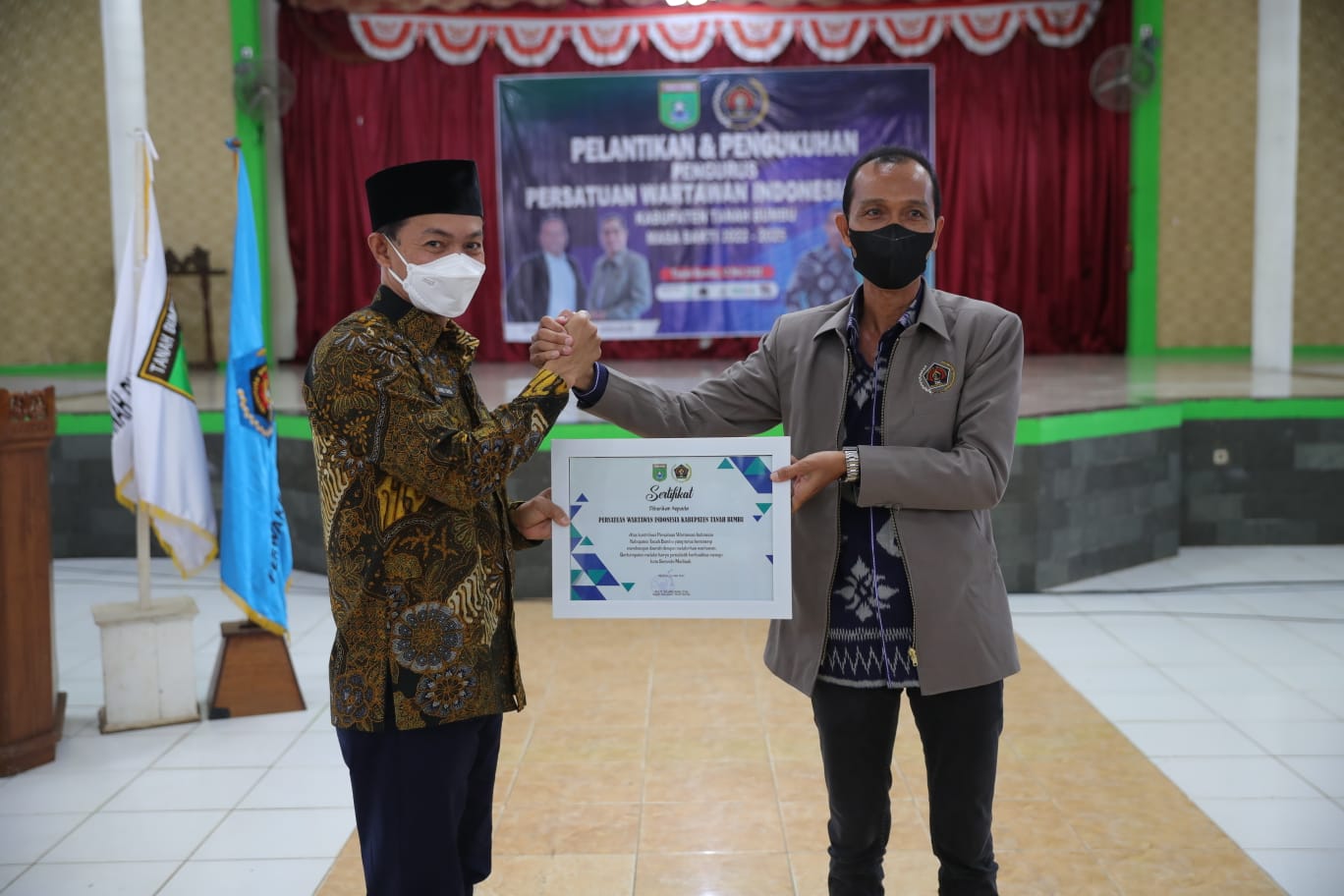 Slamet Riyadi Dilantik Sebagai Ketua PWI Tanah Bumbu