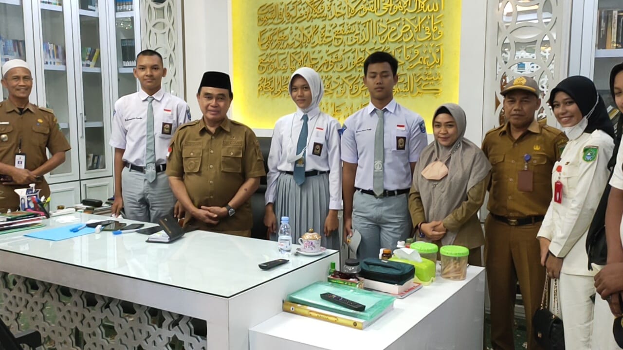 Tiga Pelajar Tanah Bumbu Lulus Paskibraka Nasional dan Provinsi Temui Bupati