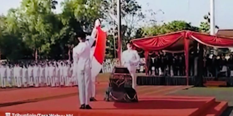 Di Solo, Lagu Indonesia Raya Berkumandang tanpa Diiringi Kibaran Merah-Putih