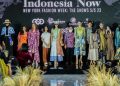 Istri Walikota Banjabaru Tampilkan Sasirangan di New York Fashion Week:Desainnya Berkelas