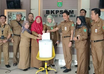 BKPSDM Tanan Bumbu Musnahkan 3.576 Arsip Inaktif Periode 2011-2015
