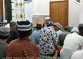 Bupati Zairullah Sholat Subuh Berjamaah dengan Tukang Becak