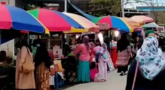 Lailatul Jumat Beri Keuntungan Bagi Para Pedagang