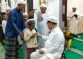 Bupati Zairullah Sholat Hajat dengan Anak Yatim