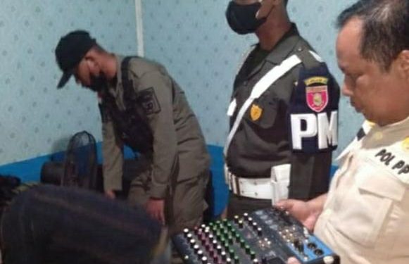 Satpol PP Amankan Dua Pasangan Bukan Suami Isteri