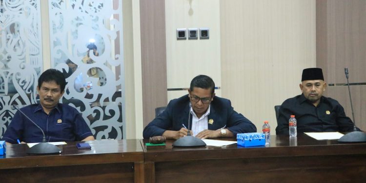 Komisi II DPRD Tanbu Rapat Kerja Bersama Perusda BJU