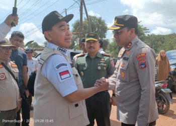 Jalan di Km 171 Satui Barat Longsor, Zairullah : Ini Membahayakan Masyarakat