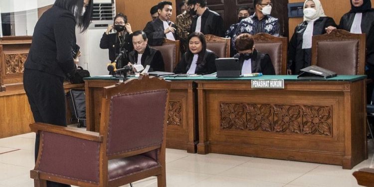 Ba’ Model Rambut Dicatok, Istri Ferdi Sambo ke Salon sebelum ke Sidang Pengadilan?