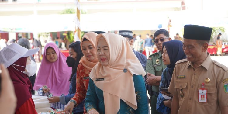 TPID Kalsel Bersama Pemkab Tanah Bumbu Adakan Operasi Pasar