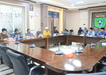 DPRD Tanbu Sambut Kedatangan Komisi II DPRD Tapin