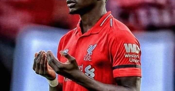 Dijuluki Sang Dermawan Lapangan Hijau, Sadio Mane Tak Ikuti Gaya Messi atau Ronaldo