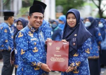 520 ASN Ratusan Pemko Banjarmasin Terima Satya Lencana Karya Satya