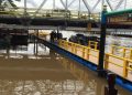 Waouw, Ada Jembatan Terapung Cantik di Kolong Jembatan Coen Banjarmasin