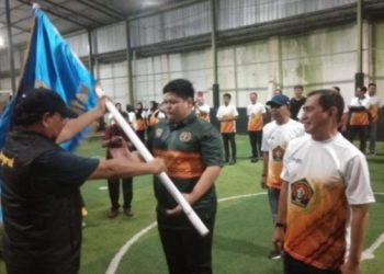 Gubernur Lepas Kontingen PWI Kalsel untuk Ikuti Porwanas 2022 di Malang