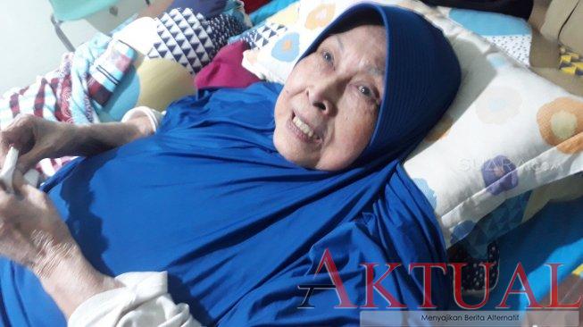 Rano Sampaikan Berita Duka: Mak Nyak Meninggal Dunia