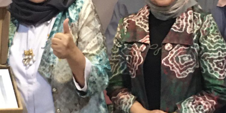 Dua Perempuan Ini Akui ada Kendala ‘Domestik’ Kaumnya yang Ingin Maju