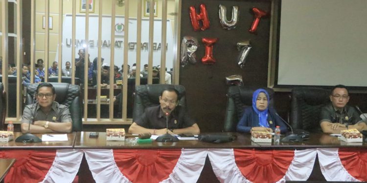 Komisi II DPRD Tanah Bumbu Gelar RDP BBM Bersubsidi Untuk Petani dan Nelayan