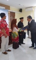 Hj Marwiyah, Social Worker Teladan 2023: Kertas yang Bernilai Moral
