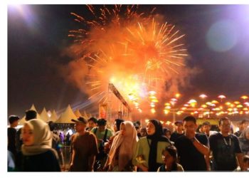 Masuk MURI, Perayaan Malam Tahun Baru 2023 di Batfest Tanah Bumbu