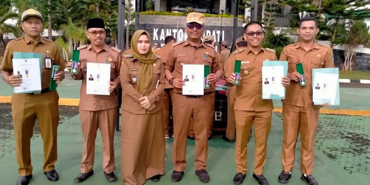 Perbedaan Gender, Tidak Berpengaruh Terhadap Kepimpinan Liana Hamita di Kecamatan Angsana