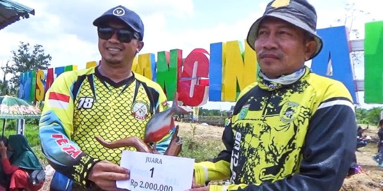 Sayyid Ismail Apresiasi Lomba Yang Digelar Desa Lasung, Ingatkan Stop Illegal Fishin
