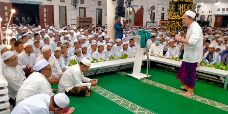 Ribuan Jamaah Membludak Hadiri Peringatan Isra Mi’raj Nabi Muhammad SAW dan Haul Guru Sekumpul di Tanah Bumbu