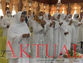 Hj Raudatul Jannah Sabirin: Perintah Sholat dalam Isra Miraj itu Dasar Membangun Manusia Barakhlakul Karimah