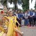 Anies Disambut Tarian Baksa Kambang, Ribuan Relawan dan Pendukung di Kalsel: ‘ Anies Presiden’ pun Bergema