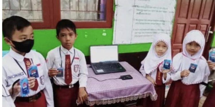 Puluhan Sekolah di Banjarmasin Terapkan Sistem Absen Digital