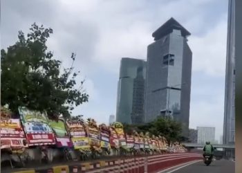 Rekor, Karangan Bunga 3,5 Km, Termasuk Kiriman Jokowi untuk Peresmian Gedung Ini